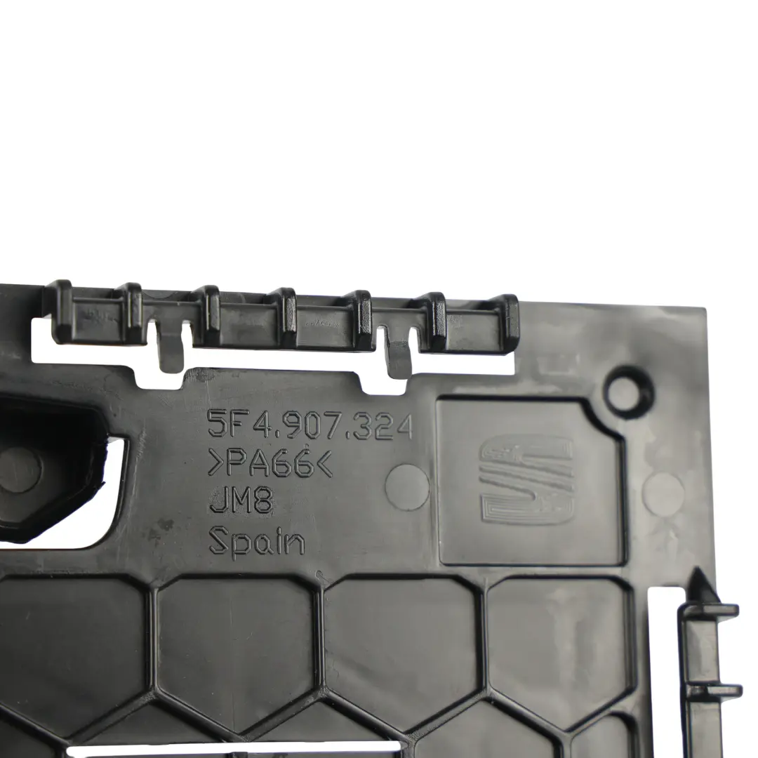 MK3 Elektrischer Stoßdämpfer Abdeckung Halterung für Seat Leon mit Teilenummer 5F4907324 Seat Leon MK3 Elektrischer Stoßdämpfer Abdeckung Halterung - SKU 5F4907324 - Teilenummer 5F4907324