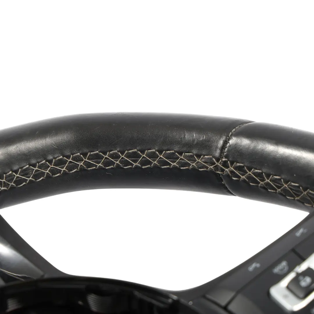 Lenkrad Schwarz Leder Multifunktion für Volkswagen Golf R Mk7 mit Teilenummer 5G0419091CJ Volkswagen Golf R Mk7 Lenkrad Schwarz Leder Multifunktion - SKU 5G0419091CJ - Teilenummer 5G0419091CJ