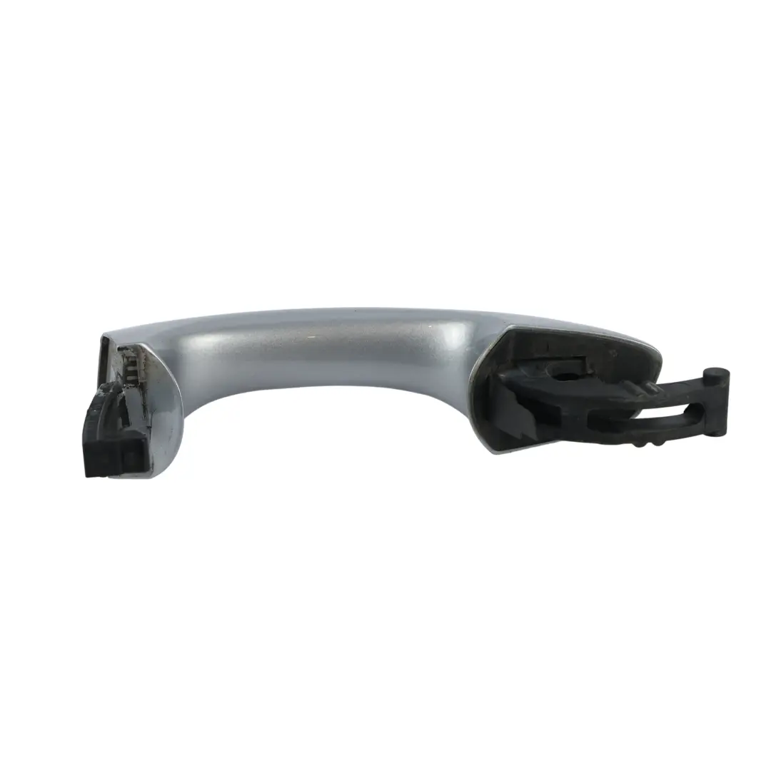 5G Klamka Drzwi Tylna Prawa Srebrna Z7G 5G0837206 do Volkswagen Golf 7 o numerze 5G0837206-FSI Volkswagen Golf 7 5G Klamka Drzwi Tylna Prawa Srebrna Z7G 5G0837206 - SKU 5G0837206-FSI - Numer Części 5G0837206-FSI