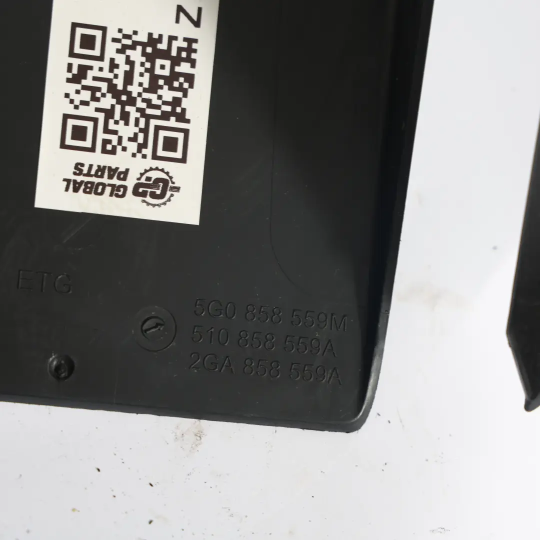 Cubierta Panel Columna Dirección Negro para Volkswagen Golf Mk7 con número de pieza 5G0858559M Volkswagen Golf Mk7 Cubierta Panel Columna Dirección Negro - SKU 5G0858559M - Número de pieza 5G0858559M