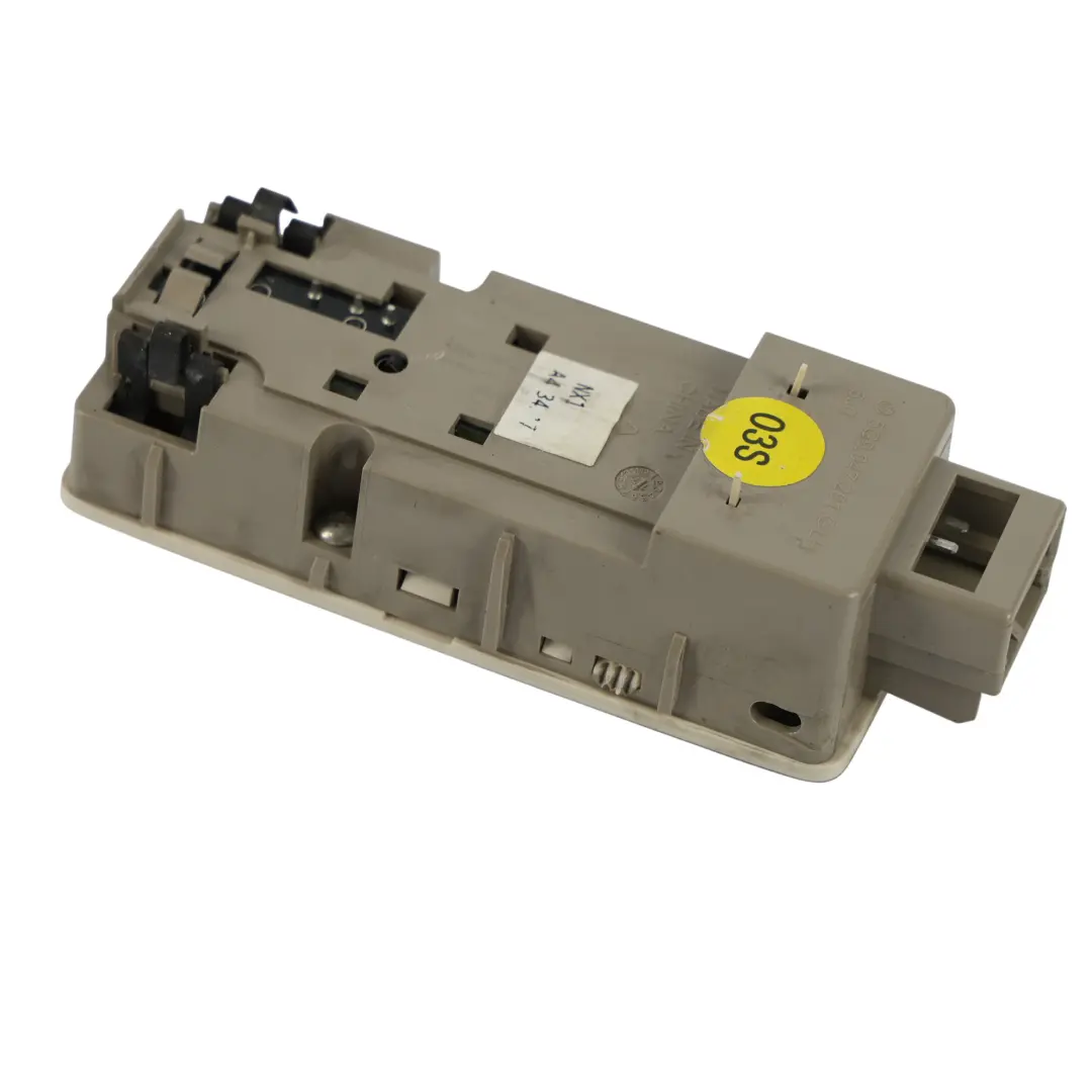 5G Passat B8 3G Hinten Dach Lese Lampe Licht Links für Volkswagen Golf mit Teilenummer 5G9947291G Volkswagen Golf 5G Passat B8 3G Hinten Dach Lese Lampe Licht Links - SKU 5G9947291G - Teilenummer 5G9947291G