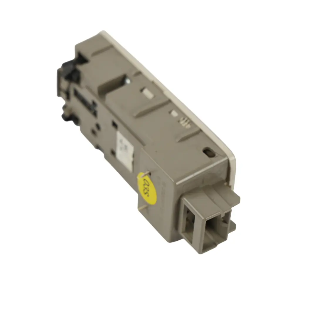 5G Passat B8 3G Hinten Dach Lese Lampe Licht Links für Volkswagen Golf mit Teilenummer 5G9947291G Volkswagen Golf 5G Passat B8 3G Hinten Dach Lese Lampe Licht Links - SKU 5G9947291G - Teilenummer 5G9947291G