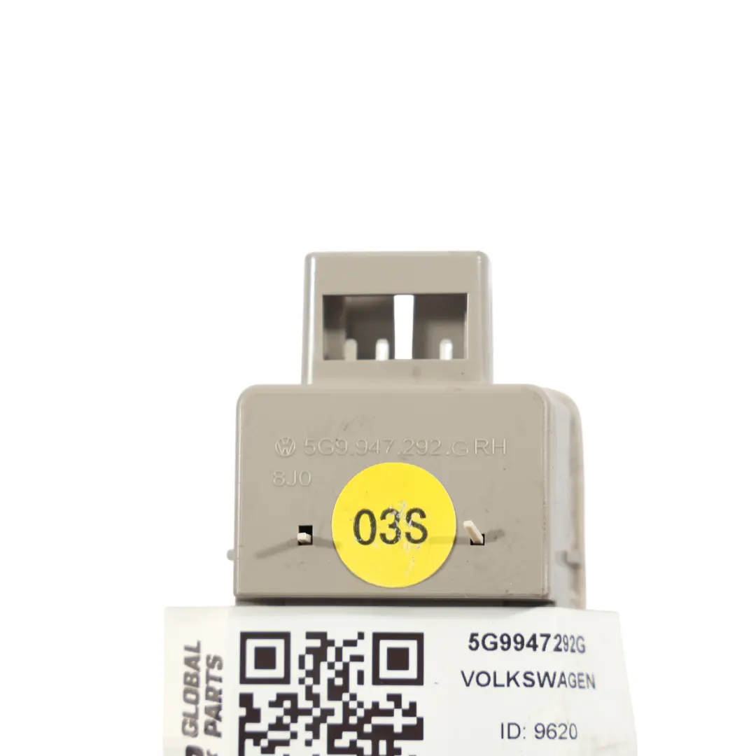Volkswagen Golf Mk7 Passat B8 Lampka Podsufitki Tylna Prawa - SKU 5G9947292G - Numer Części 5G9947292G