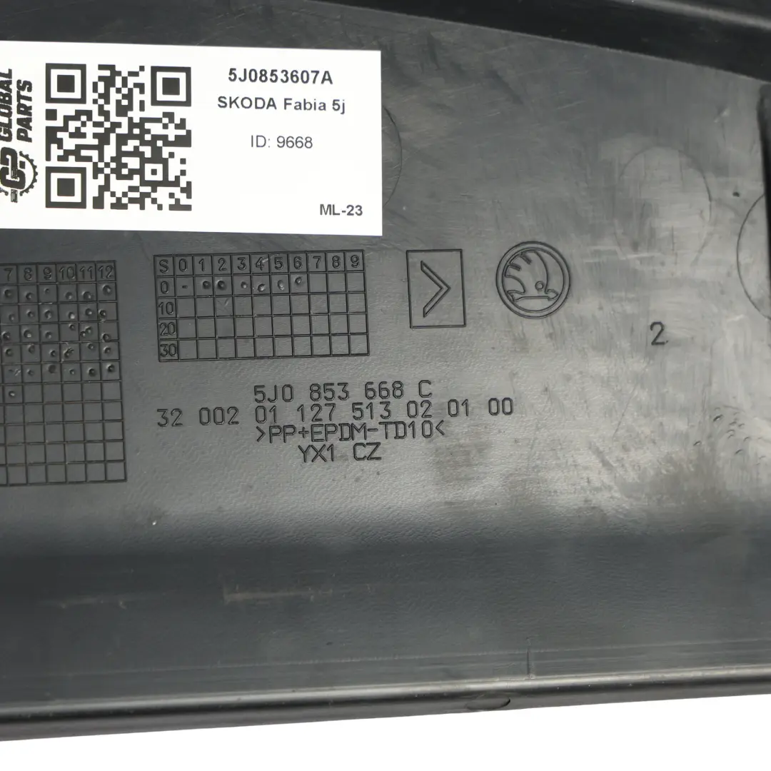 Griglia Radiatore Anteriore Cofano Paraurti per Skoda Fabia 5J con numero di parte 5J0853607A Skoda Fabia 5J Griglia Radiatore Anteriore Cofano Paraurti - SKU 5J0853607A - Numero di parte 5J0853607A