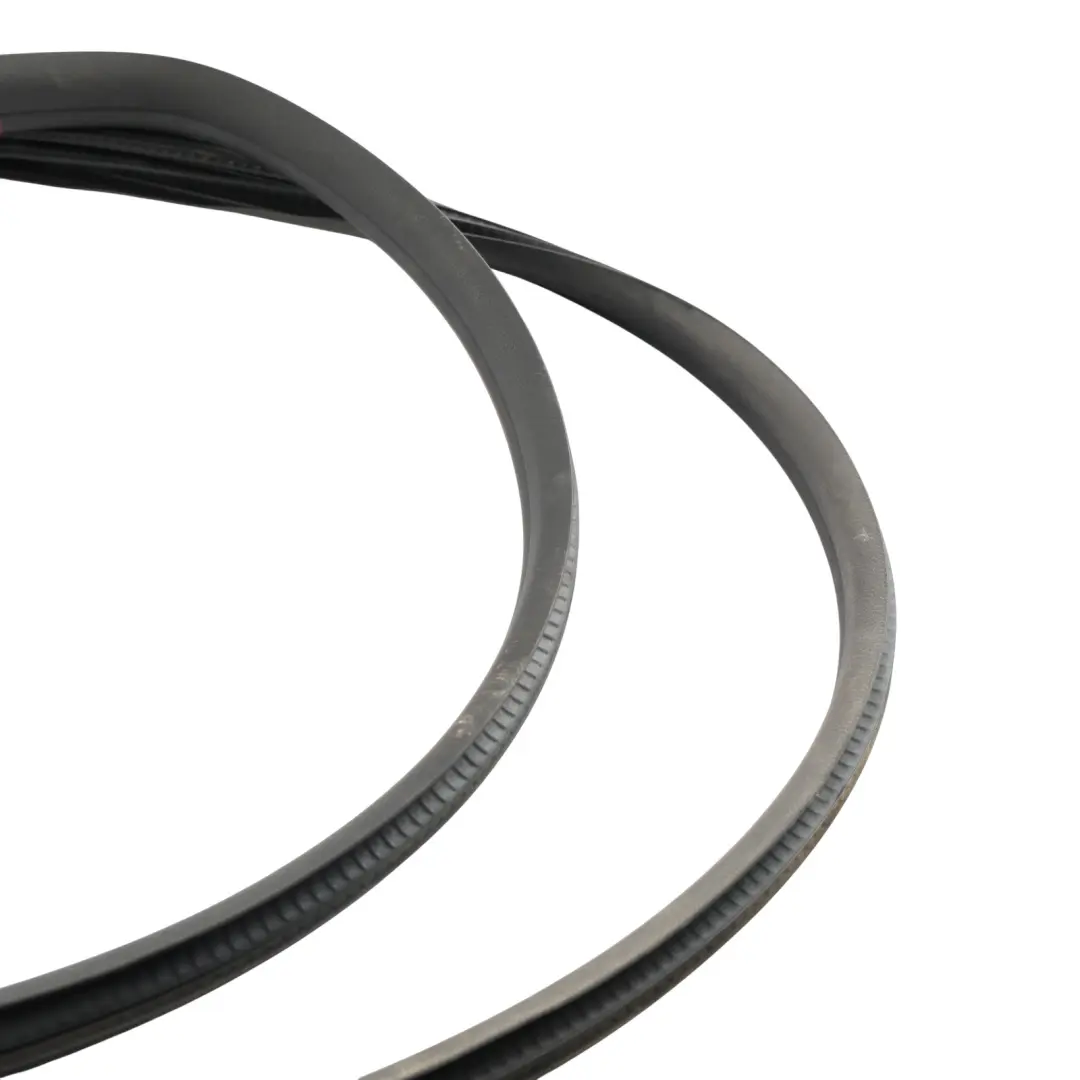 Mk3 Front Door Left Right N/O/S Sealing Rubber Gasket 5J0867365D to Skoda Fabia with Part number 5J0867365E Skoda Fabia Mk3 Front Door Left Right N/O/S Sealing Rubber Gasket 5J0867365D - SKU 5J0867365E - Part number 5J0867365E
