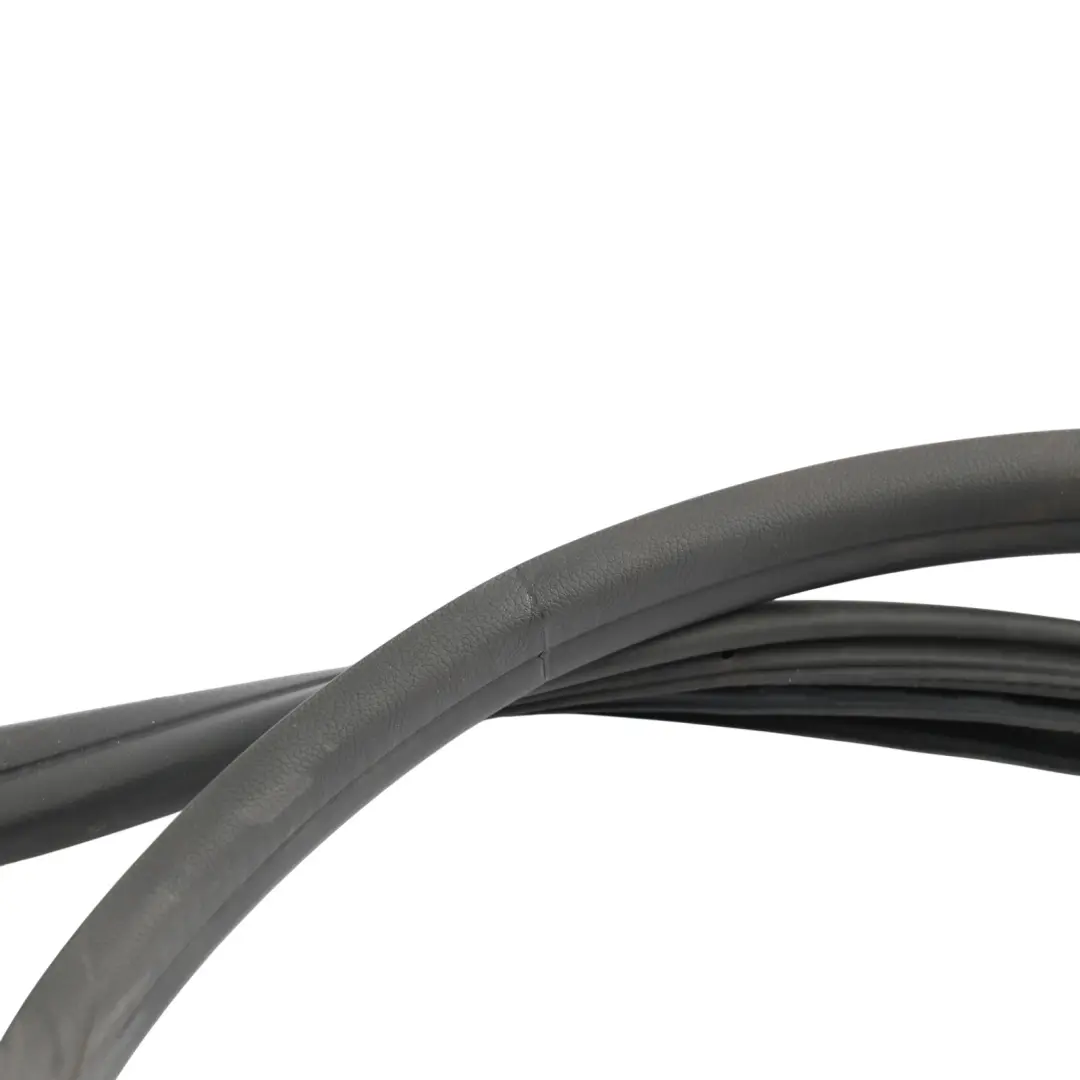 Skoda Fabia Mk3 Front Door Left Right N/O/S Sealing Rubber Gasket 5J0867365D - SKU 5J0867365E - Part number 5J0867365E