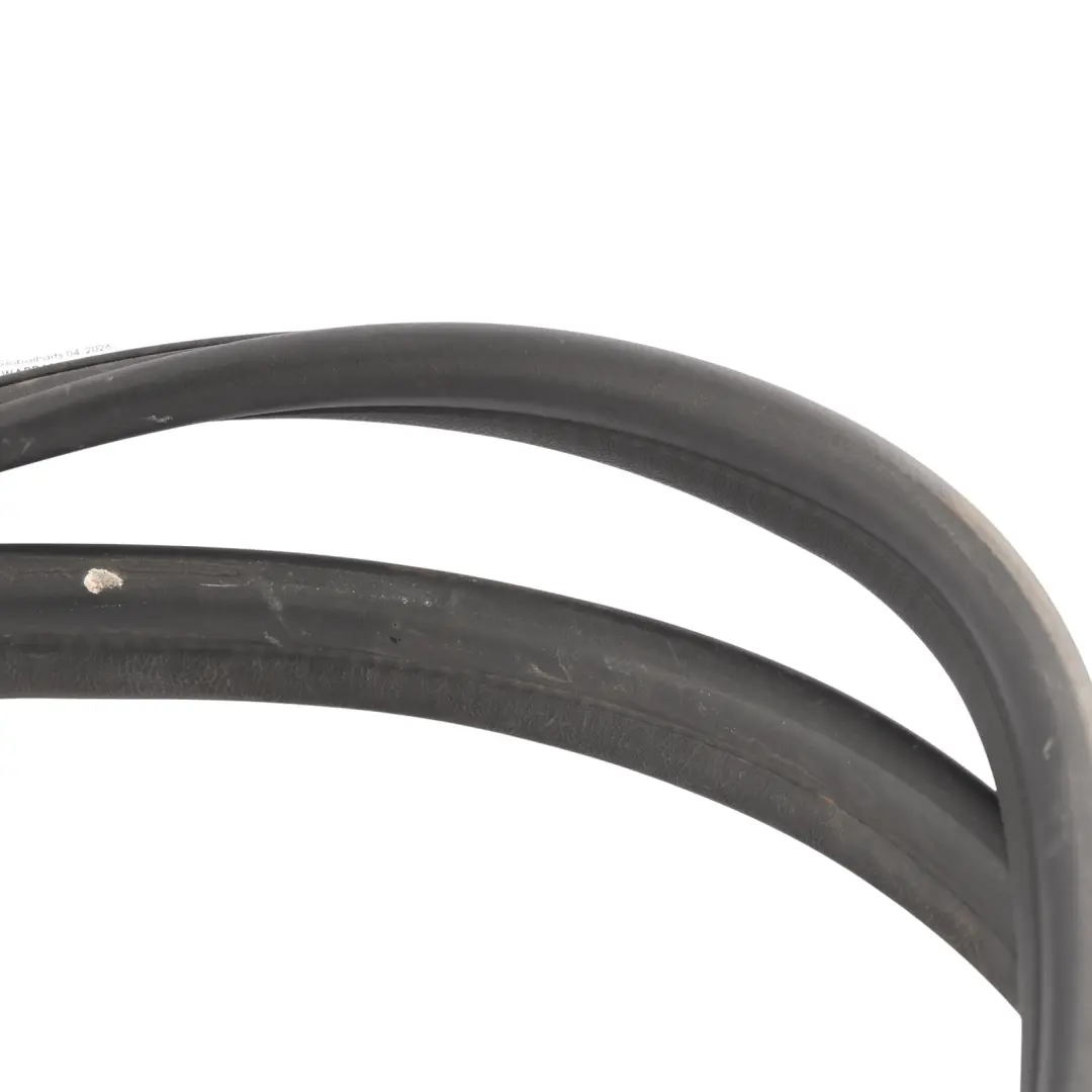 Skoda Fabia Mk3 Estate Rear Door Sealing Gasket Left Right N/O/S 5J6867367D - SKU 5J6867367E - Part number 5J6867367E
