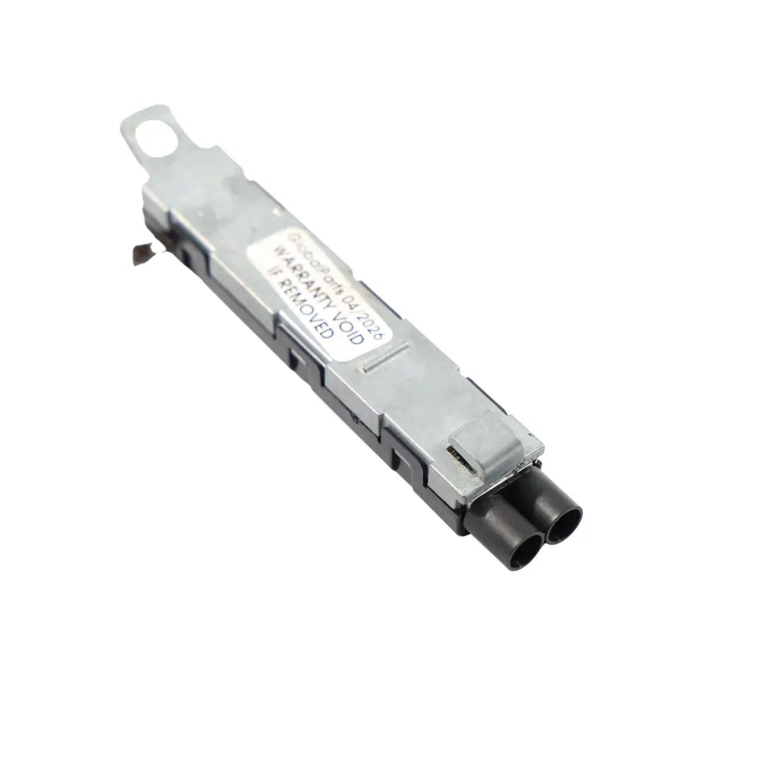 Mk6 Rear Bootlid Antenna Amplifier FM AM Right O/S to Volkswagen Golf with Part number 5K0035552H Volkswagen Golf Mk6 Rear Bootlid Antenna Amplifier FM AM Right O/S - SKU 5K0035552H - Part number 5K0035552H