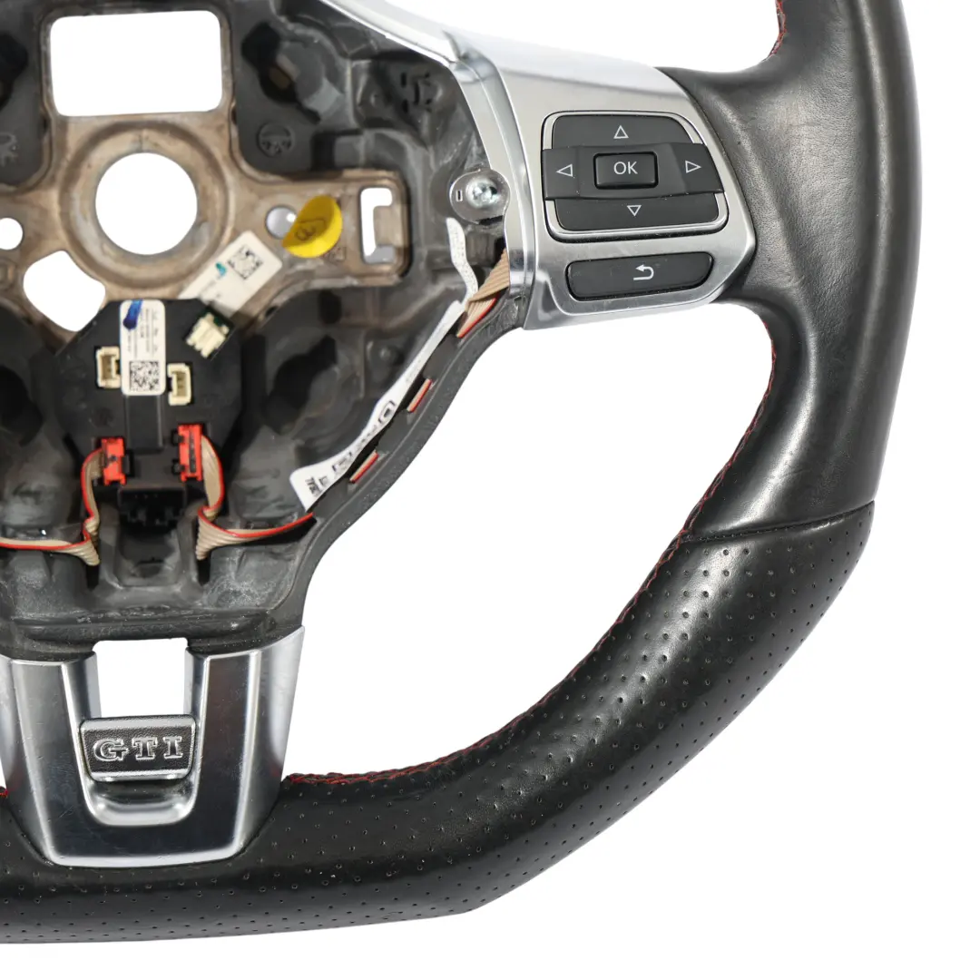 Mk6 GTI Volant Cuir Noir Fond Plat pour Volkswagen Golf à propos du numéro de pièce 5K0419091D Volkswagen Golf Mk6 GTI Volant Cuir Noir Fond Plat - SKU 5K0419091D - Numéro de pièce 5K0419091D