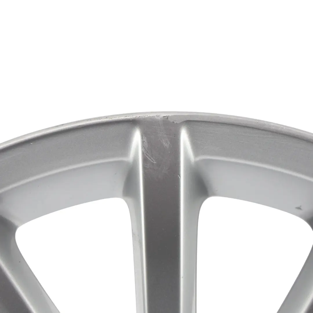 5K Felga Aluminiowa Srebrna 16" 6.5J ET50 do Volkswagen Golf Mk7 o numerze 5K0601025S Volkswagen Golf Mk7 5K Felga Aluminiowa Srebrna 16" 6.5J ET50 - SKU 5K0601025S-2 - Numer Części 5K0601025S