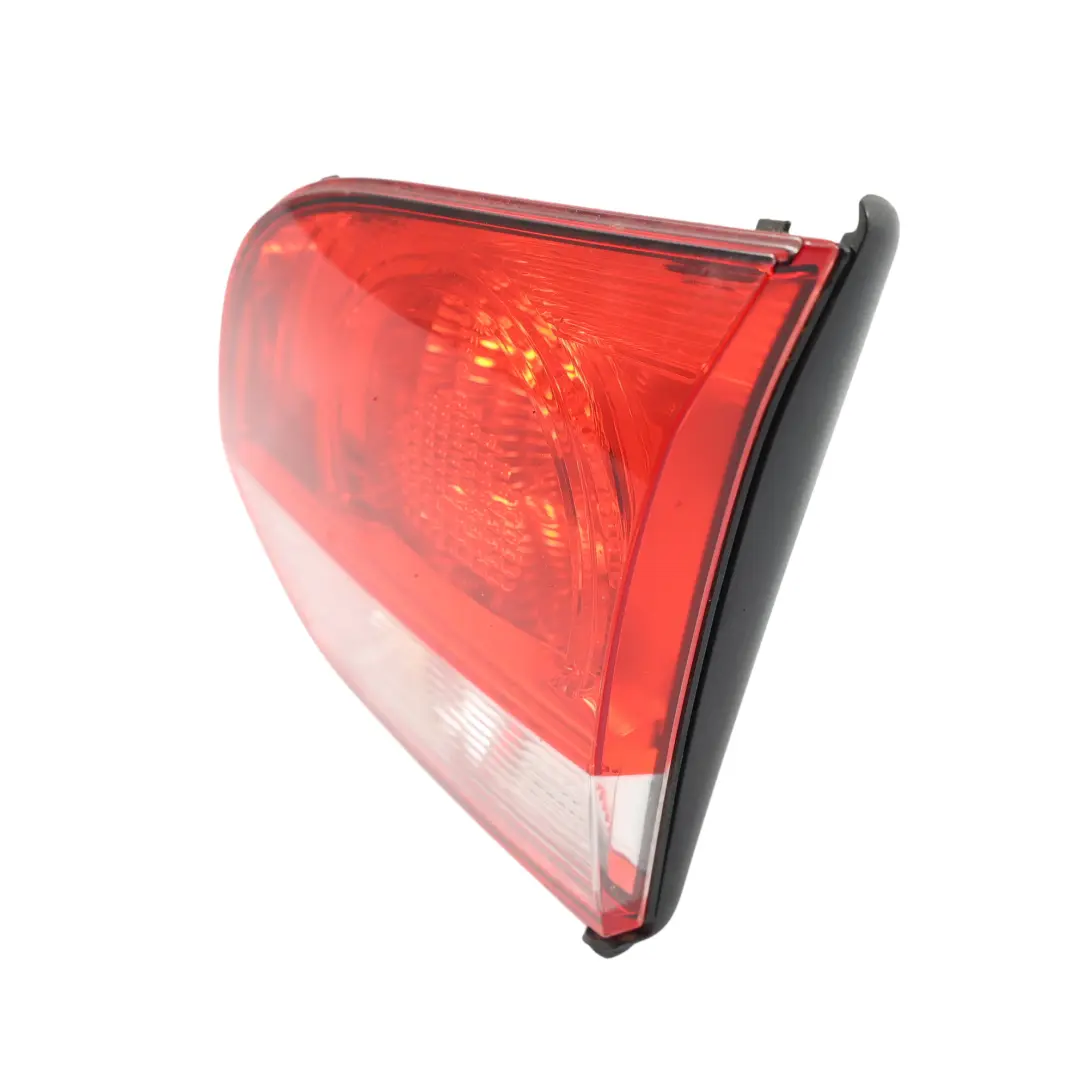 5K MK6 Feu Arrière Intérieur Gauche pour Volkswagen Golf à propos du numéro de pièce 5K0945094AC Volkswagen Golf 5K MK6 Feu Arrière Intérieur Gauche - SKU 5K0945094AC - Numéro de pièce 5K0945094AC
