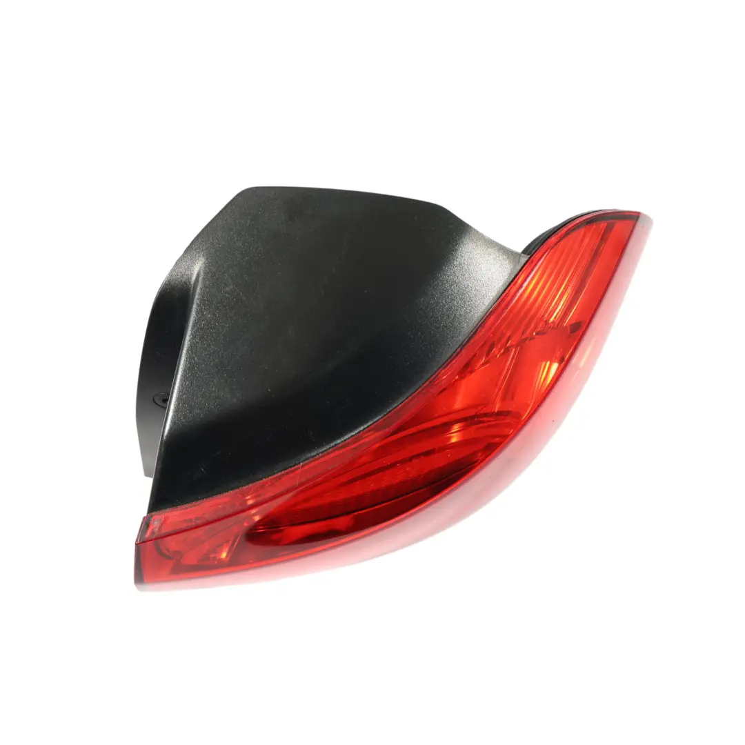 MK6 5K Luz Trasera Portón Exterior Izquierda para Volkswagen Golf con número de pieza 5K0945095N Volkswagen Golf MK6 5K Luz Trasera Portón Exterior Izquierda - SKU 5K0945095N - Número de pieza 5K0945095N