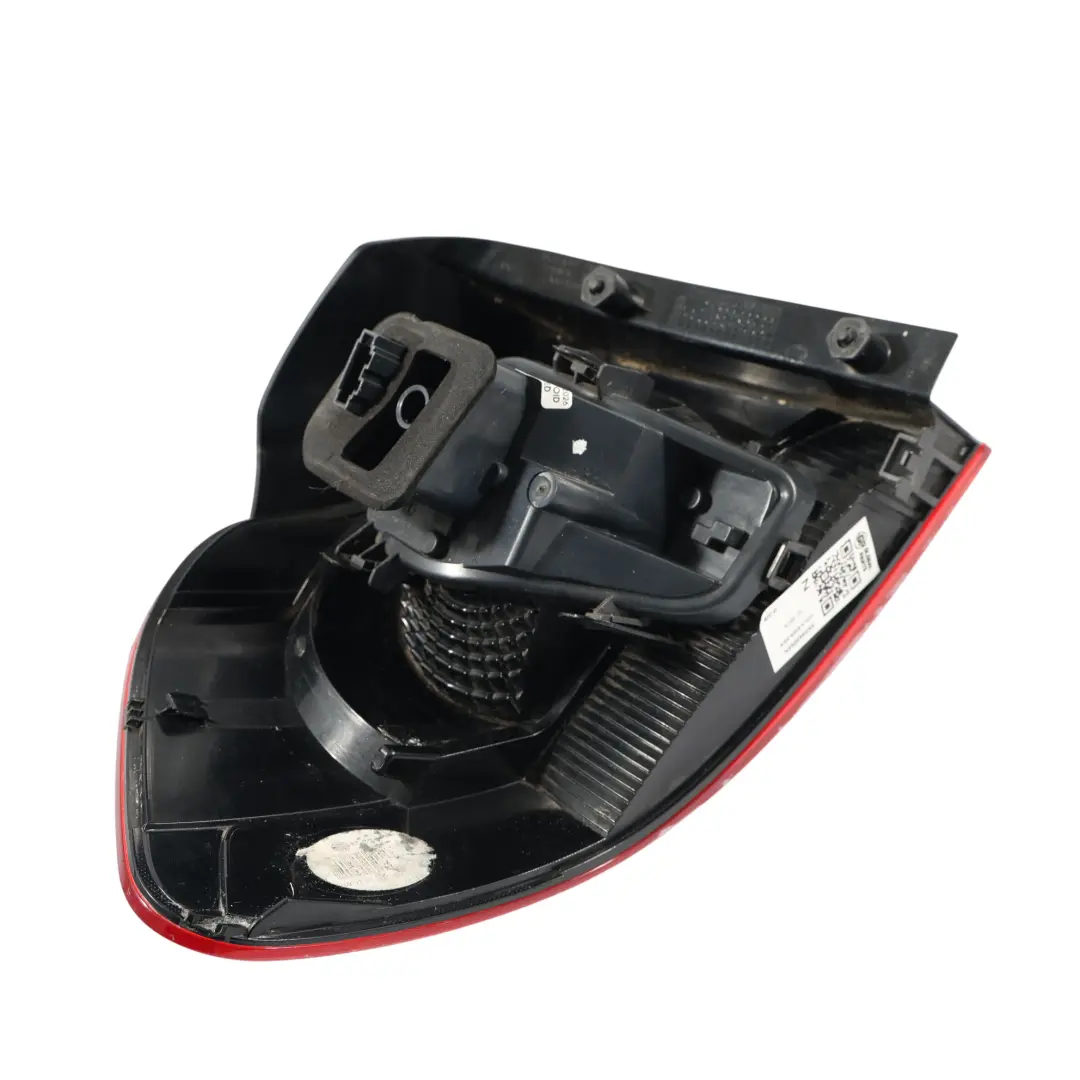 MK6 5K Fanale Posteriore Portellone Esterno Sinistro per Volkswagen Golf con numero di parte 5K0945095N Volkswagen Golf MK6 5K Fanale Posteriore Portellone Esterno Sinistro - SKU 5K0945095N - Numero di parte 5K0945095N