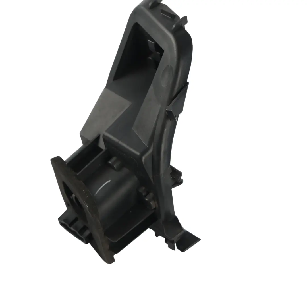 Mk6 Support Douille Ampoule Feu Arrière Droit pour Volkswagen Golf à propos du numéro de pièce 5K0945258 Volkswagen Golf Mk6 Support Douille Ampoule Feu Arrière Droit - SKU 5K0945258 - Numéro de pièce 5K0945258