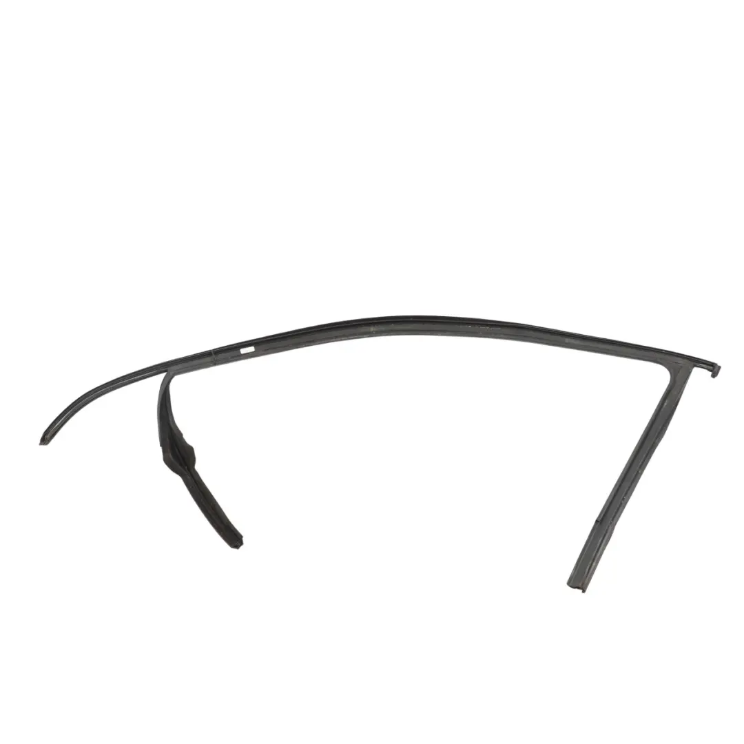 MK6 Guía Ventana Puerta Delantera Derecha 3 Puertas para Volkswagen Golf con número de pieza 5K3837432B Volkswagen Golf MK6 Guía Ventana Puerta Delantera Derecha 3 Puertas - SKU 5K3837432B - Número de pieza 5K3837432B