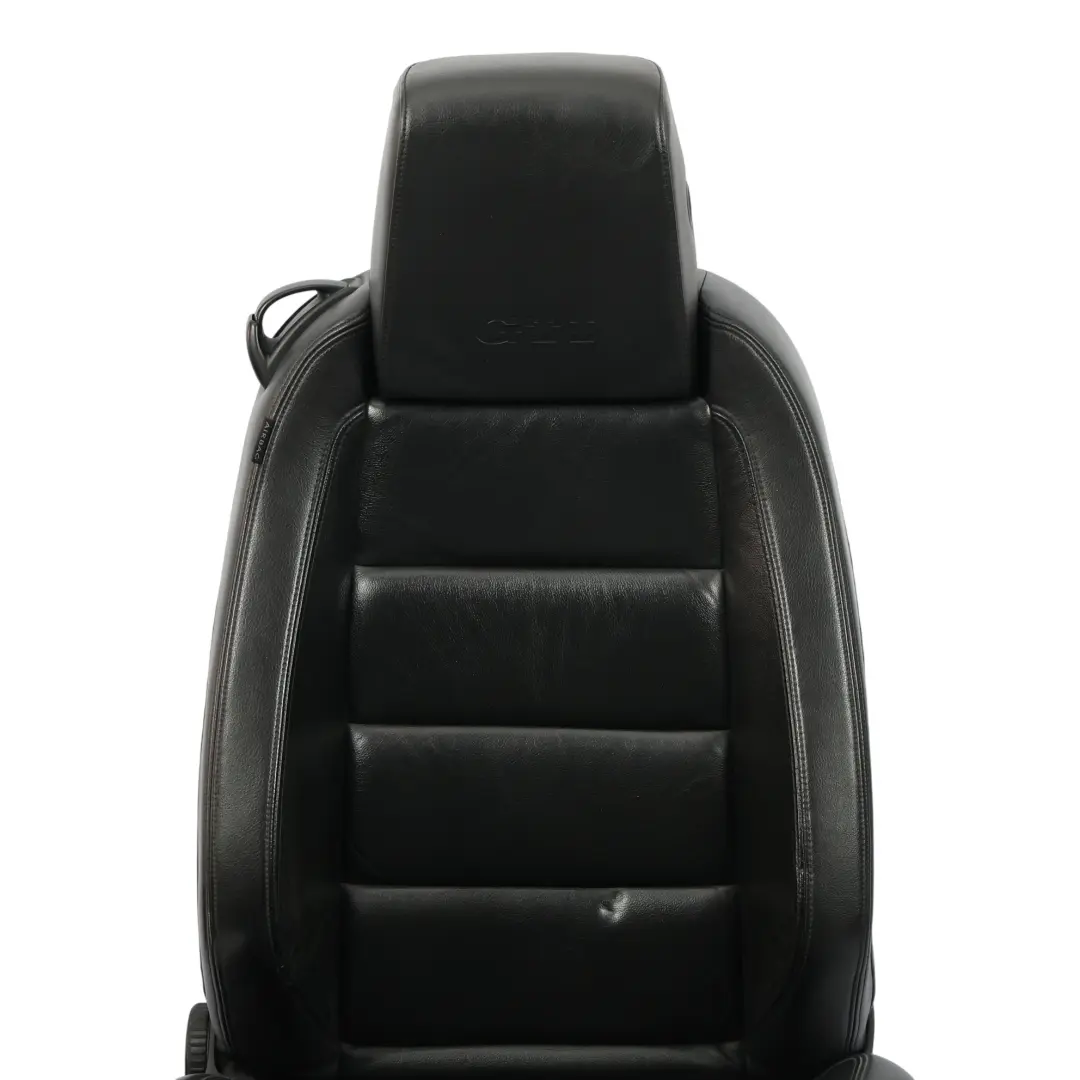 MK6 3D Sedile Anteriore Riscaldato Pelle Titanio Nero Destro per Volkswagen Golf VI con numero di parte 5K3881806CH Volkswagen Golf VI MK6 3D Sedile Anteriore Riscaldato Pelle Titanio Nero Destro - SKU 5K3881806CH - Numero di parte 5K3881806CH