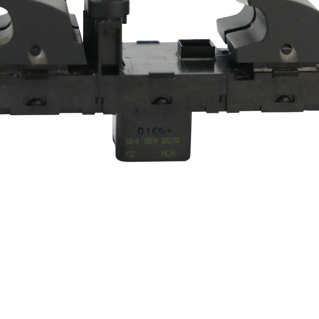 Commutateur Lève-Vitre Conducteur pour Volkswagen Tiguan 5N Jetta A6 à propos du numéro de pièce 5K4959857A Volkswagen Tiguan 5N Jetta A6 Commutateur Lève-Vitre Conducteur - SKU 5K4959857A - Numéro de pièce 5K4959857A