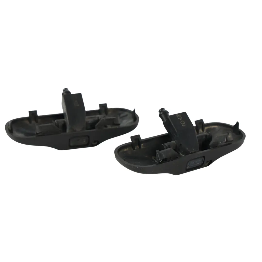 Dysze Spryskiwacza Szyby Przedniej Komplet do Volkswagen Tiguan 5N o numerze 5M0955985C Volkswagen Tiguan 5N Dysze Spryskiwacza Szyby Przedniej Komplet - SKU 5M0955985C-1 - Numer Części 5M0955985C