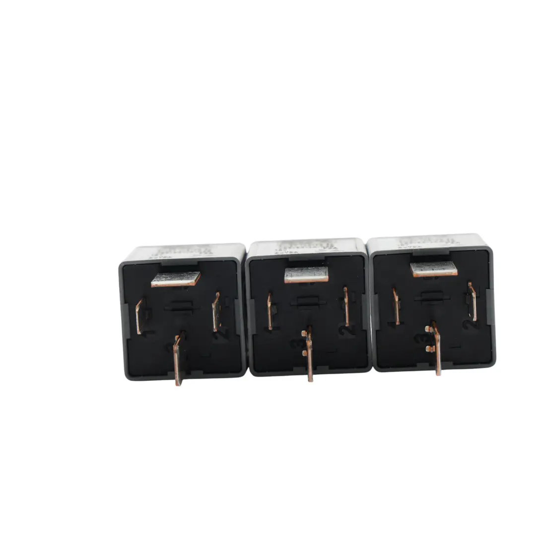 Ford Mondeo Focus Relais Multi Usage Gris 12V 70A 4 Pin - SKU 5M5T-14B192-EA-2 - Numéro de pièce 5M5T-14B192-EA