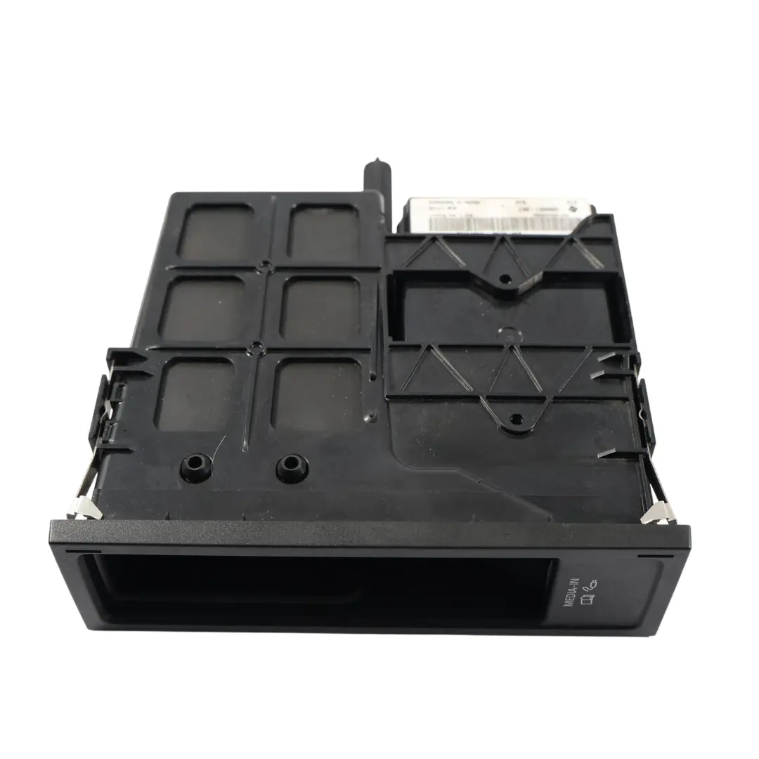 Modulo Interfaccia Elettronica Multimedia per Volkswagen Polo 6R con numero di parte 5N0035342F Volkswagen Polo 6R Modulo Interfaccia Elettronica Multimedia - SKU 5N0035342F-1 - Numero di parte 5N0035342F