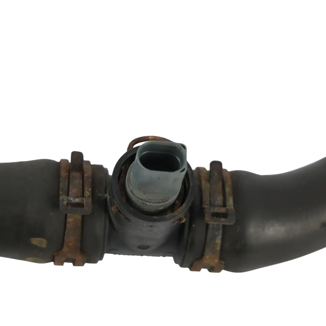 MK1 Tubo Refrigerante Ausiliario Radiatore per Audi Q3 con numero di parte 5N0122051CB Audi Q3 MK1 Tubo Refrigerante Ausiliario Radiatore - SKU 5N0122051CB - Numero di parte 5N0122051CB