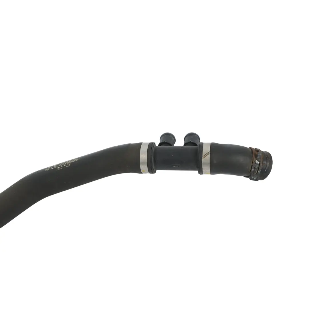 Tubo Refrigerante Con Accoppiamento Rapido Superiore per Audi Q3 SE con numero di parte 5N0122101AS Audi Q3 SE Tubo Refrigerante Con Accoppiamento Rapido Superiore - SKU 5N0122101AS - Numero di parte 5N0122101AS