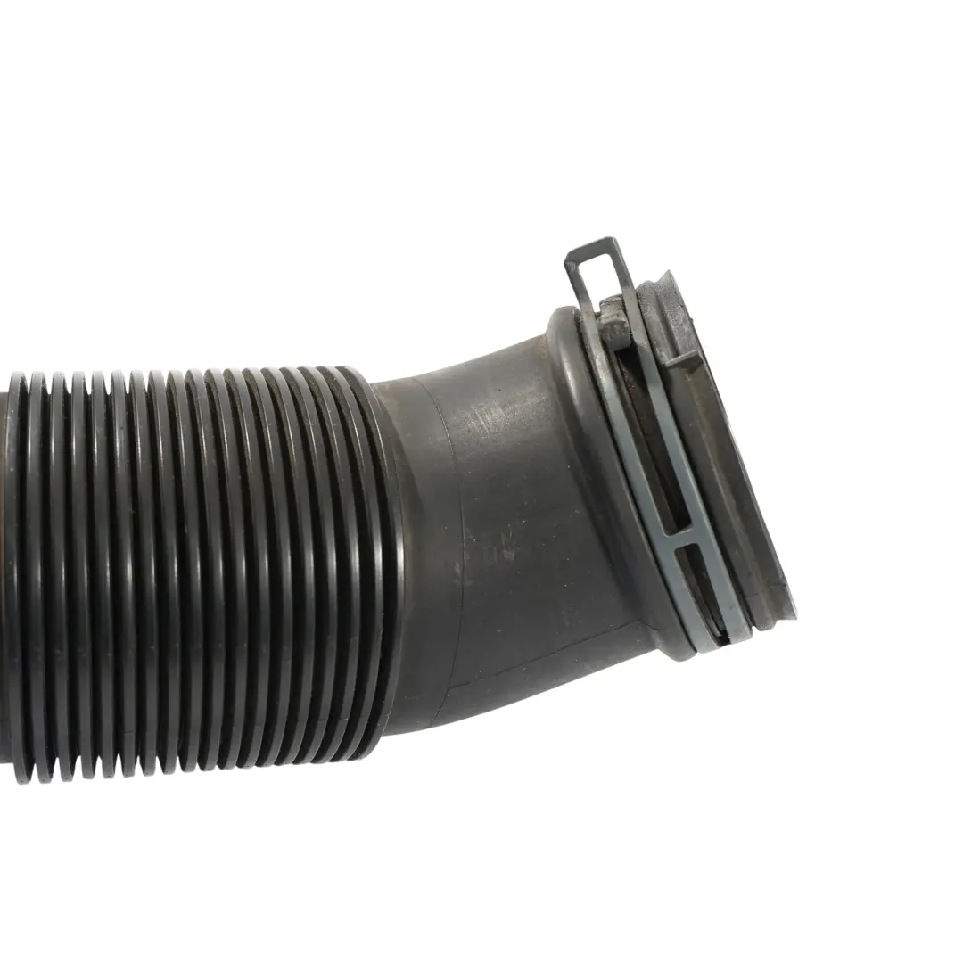 Rura Przewodu Dolotu Powietrza 1.4 TSI do Volkswagen Sharan 5N o numerze 5N0129684D Volkswagen Sharan 5N Rura Przewodu Dolotu Powietrza 1.4 TSI - SKU 5N0129684D - Numer Części 5N0129684D