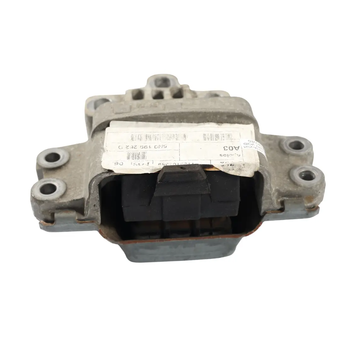 7N Poduszka Łapa Silnika Prawa 1.4 TSI do Volkswagen Sharan o numerze 5N0199262D Volkswagen Sharan 7N Poduszka Łapa Silnika Prawa 1.4 TSI - SKU 5N0199262D - Numer Części 5N0199262D