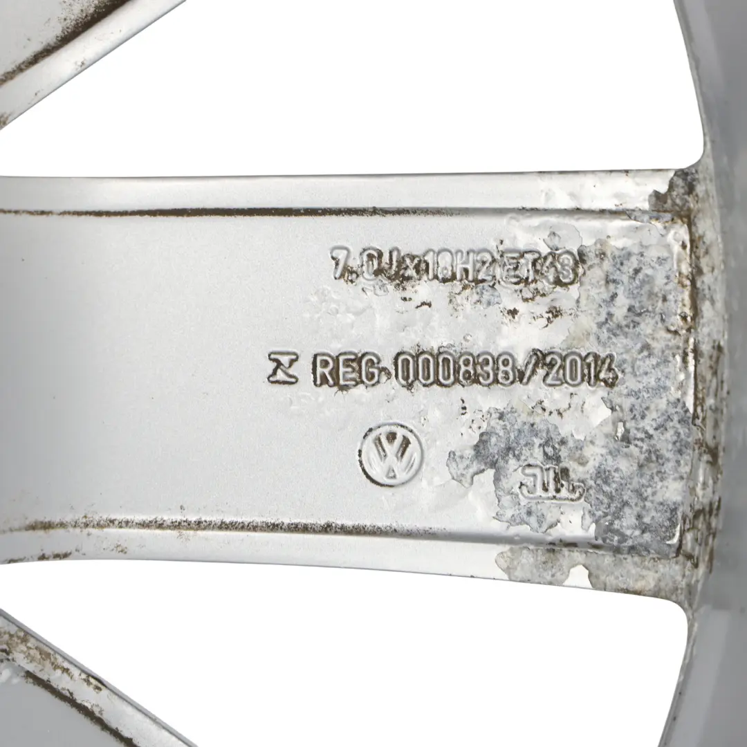 Felga Aluminiowa Srebrna 18" ET43 7J New York do Volkswagen VW Tiguan 5N o numerze 5N0601025AF Volkswagen VW Tiguan 5N Felga Aluminiowa Srebrna 18" ET43 7J New York - SKU 5N0601025AF-1 - Numer Części 5N0601025AF