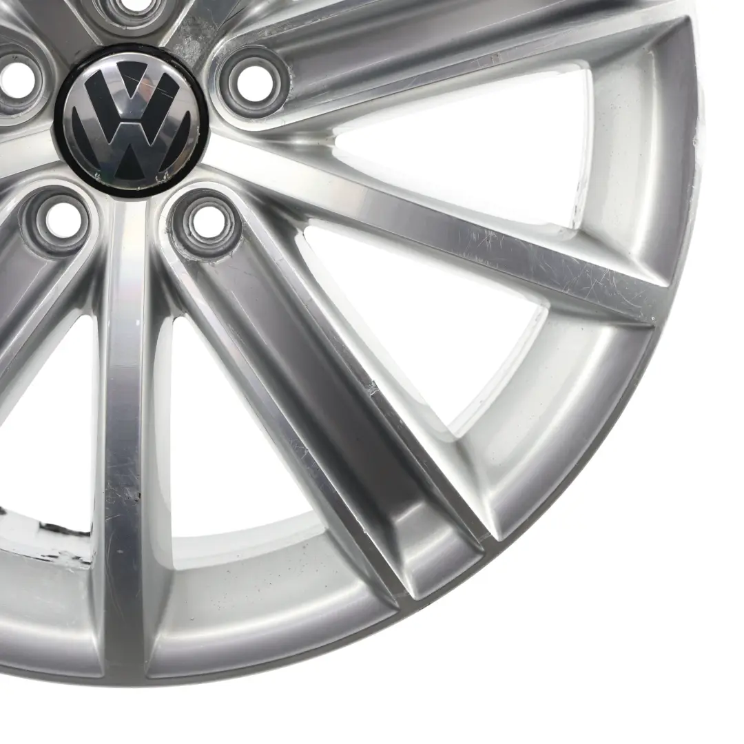 Volkswagen Tiguan 5N Llanta Aleación Plata 18" ET:43 7J Spoke New York - SKU 5N0601025AF-2 - Número de pieza 5N0601025AF