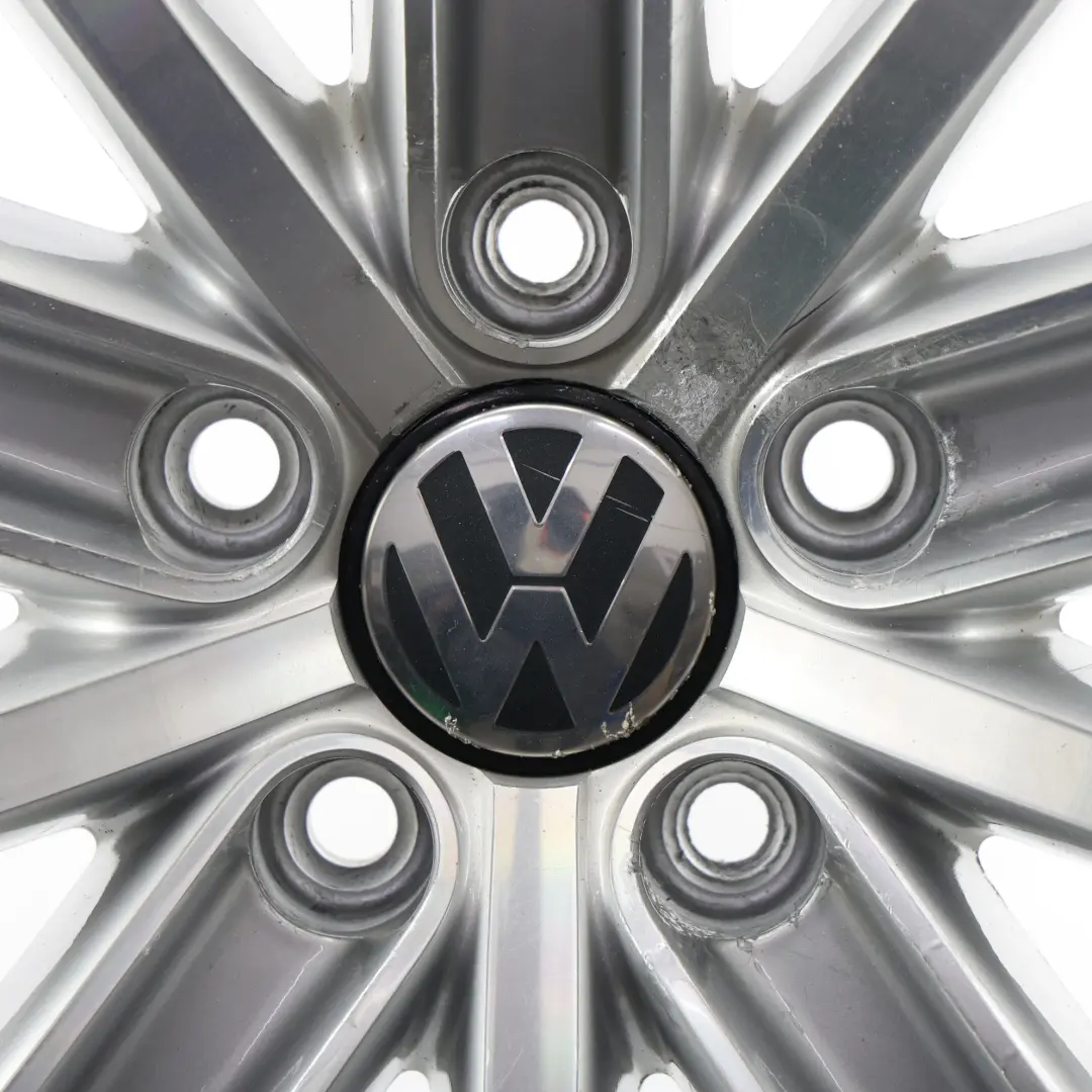 Volkswagen Tiguan 5N Jante Alliage Argent 18" ET:43 7J Spoke New York - SKU 5N0601025AF-2 - Numéro de pièce 5N0601025AF