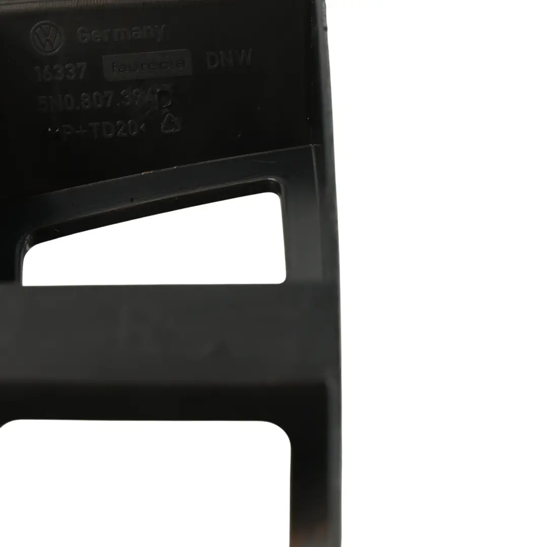 Soporte Parachoques Perfil Guía Trasero Derecho para Volkswagen Tiguan 5N con número de pieza 5N0807394D Volkswagen Tiguan 5N Soporte Parachoques Perfil Guía Trasero Derecho - SKU 5N0807394D - Número de pieza 5N0807394D