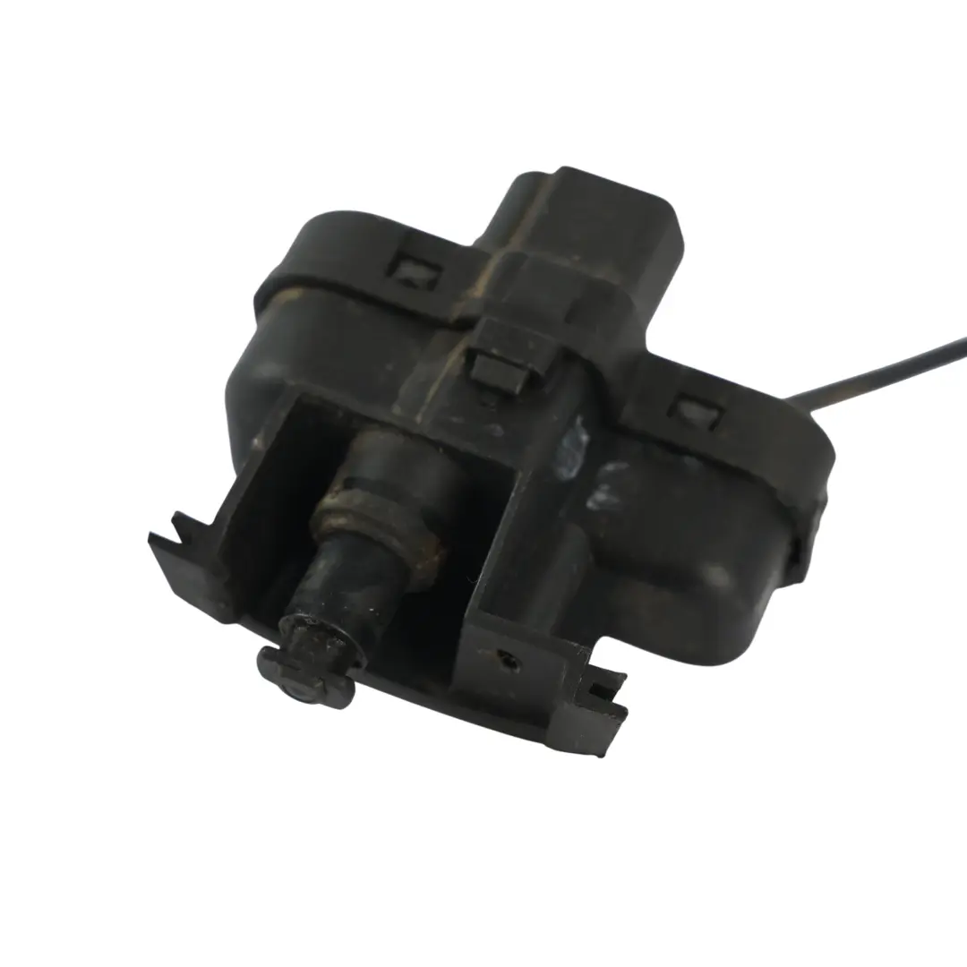 Volkswagen Tiguan 5N Siłownik Klapki Wlewu Paliwa - SKU 5N0810773F - Numer Części 5N0810773F