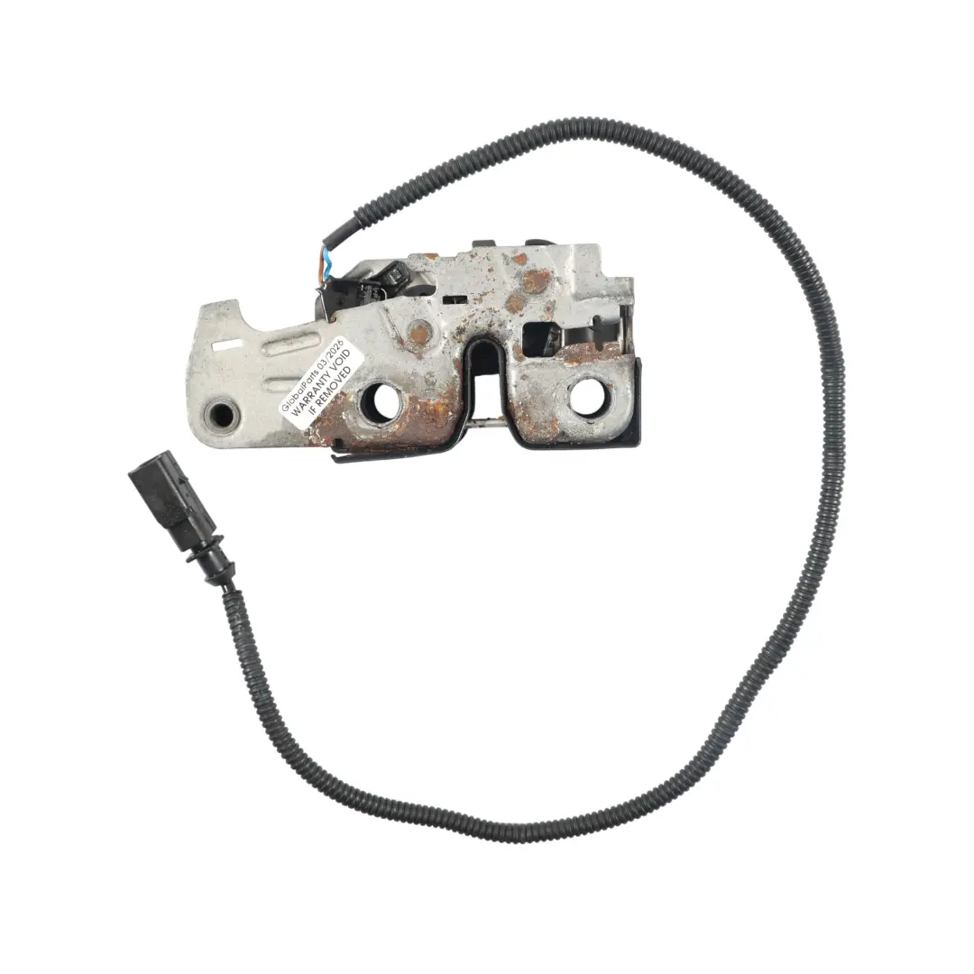 Zamek Maski Przedni do Volkswagen Tiguan 5N o numerze 5N0823509B Volkswagen Tiguan 5N Zamek Maski Przedni - SKU 5N0823509B - Numer Części 5N0823509B