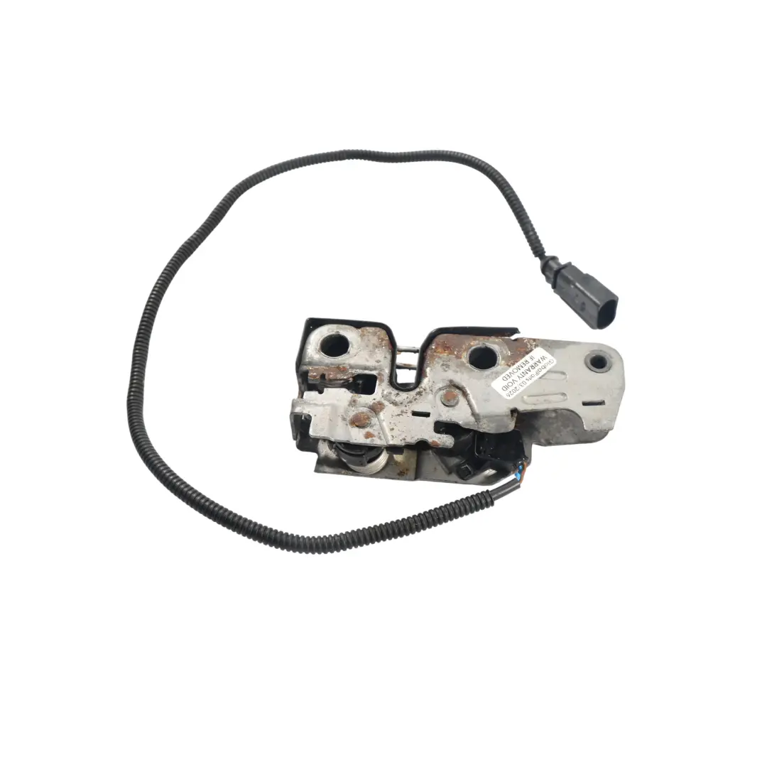 Volkswagen Tiguan 5N Zamek Maski Przedni - SKU 5N0823509B - Numer Części 5N0823509B