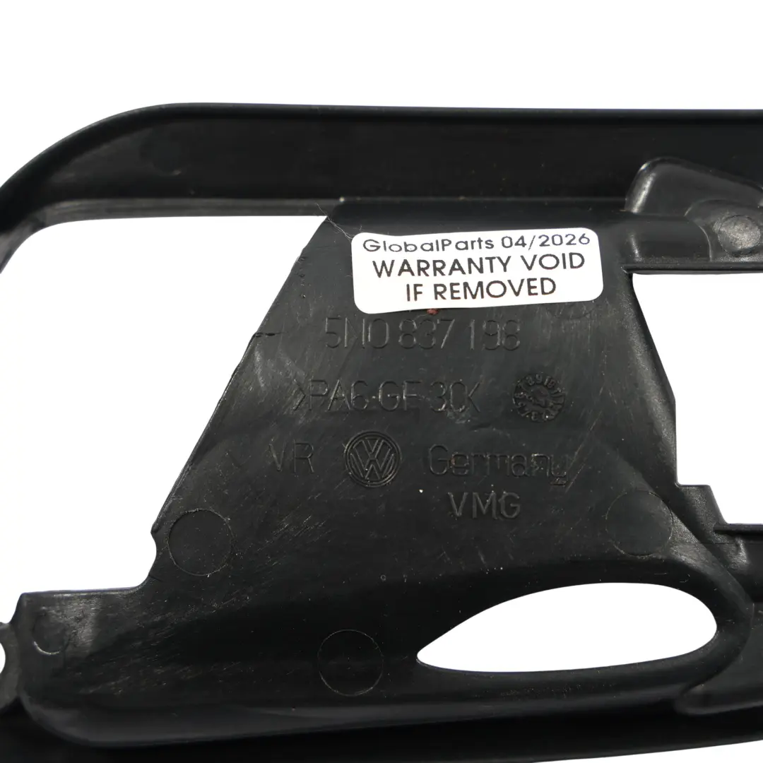 Obudowa Klamki Drzwi Przednia Prawy Przód do Volkswagen Tiguan 5N o numerze 5N0837198 Volkswagen Tiguan 5N Obudowa Klamki Drzwi Przednia Prawy Przód - SKU 5N0837198 - Numer Części 5N0837198