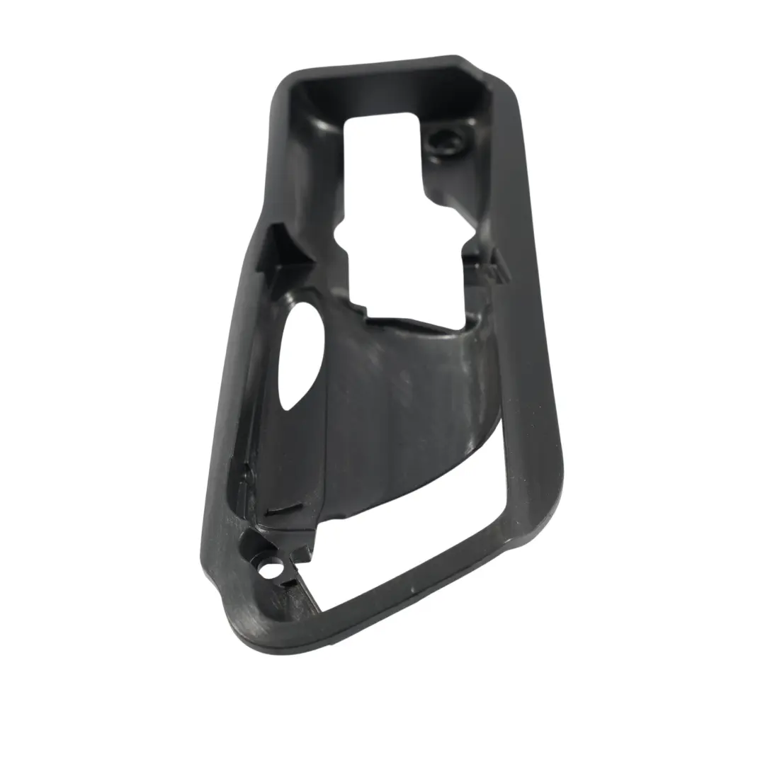 Support Fixation Poignée Porte Avant Droit pour Volkswagen Tiguan 5N à propos du numéro de pièce 5N0837198 Volkswagen Tiguan 5N Support Fixation Poignée Porte Avant Droit - SKU 5N0837198 - Numéro de pièce 5N0837198