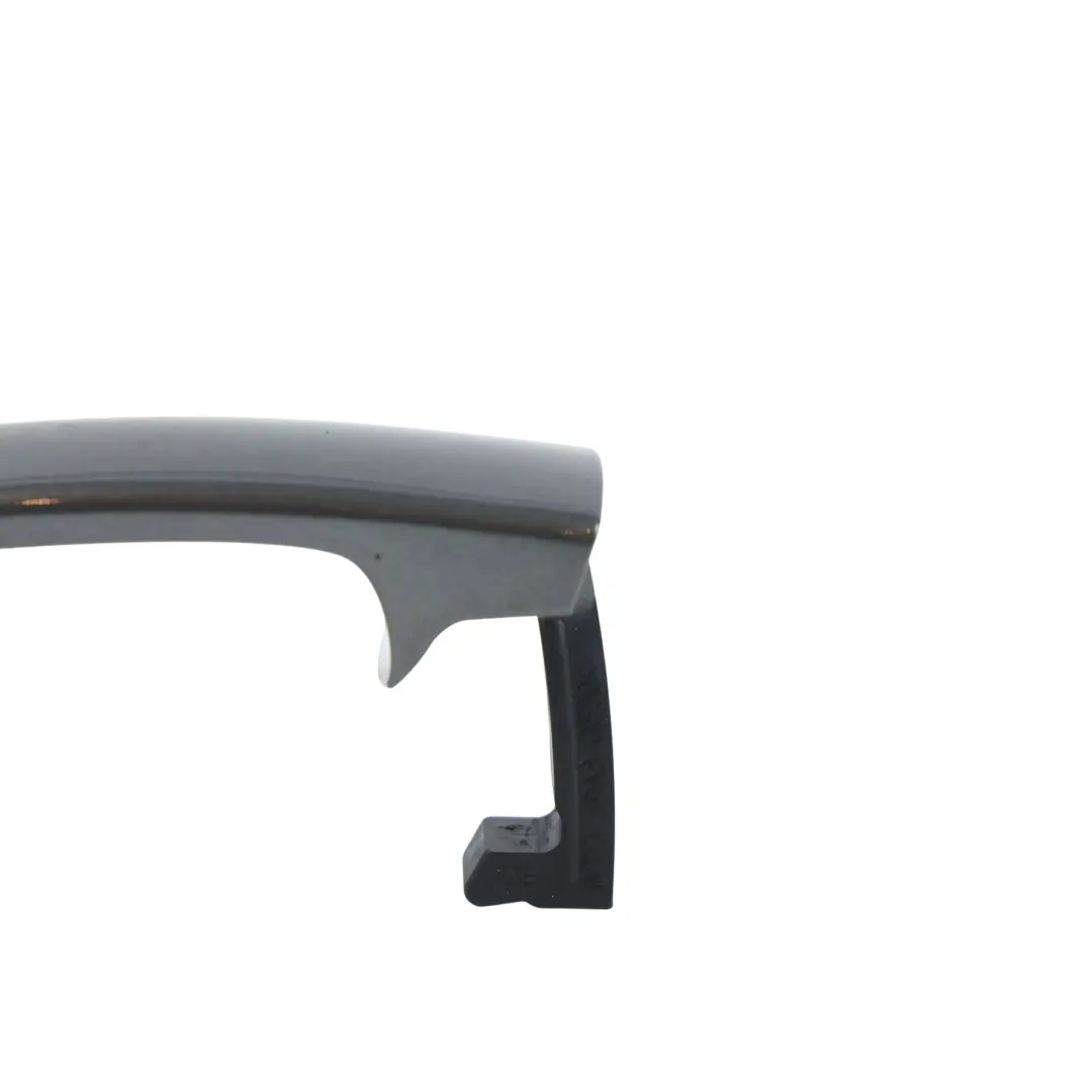 Maniglia Porta Grigio Pepe Metallizzato D7R per Volkswagen Tiguan 5N con numero di parte 5N0837205M Volkswagen Tiguan 5N Maniglia Porta Grigio Pepe Metallizzato D7R - SKU 5N0837205M-PEG - Numero di parte 5N0837205M
