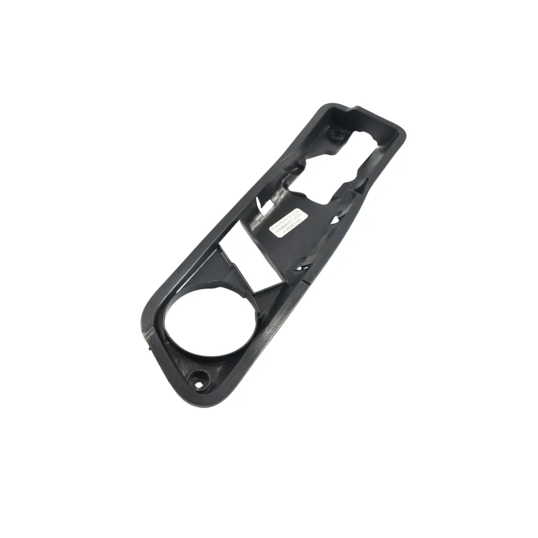 Maniglia Porta Posteriore Staffa Sinistra per Volkswagen Tiguan 5N con numero di parte 5N0839197 Volkswagen Tiguan 5N Maniglia Porta Posteriore Staffa Sinistra - SKU 5N0839197 - Numero di parte 5N0839197