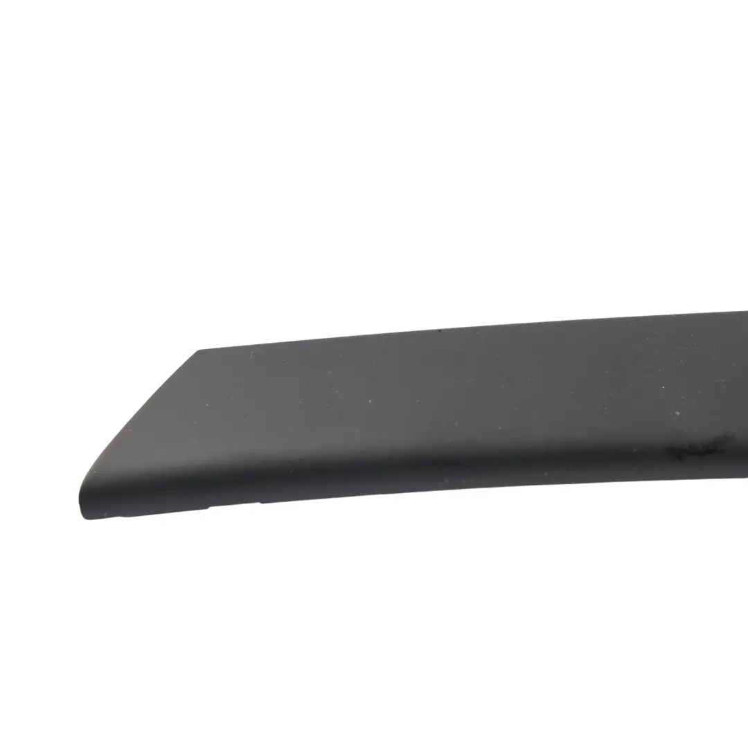 Moldura Tirador Puerta Delantero Trasero Derecho para Volkswagen Tiguan 5N con número de pieza 5N0867172D Volkswagen Tiguan 5N Moldura Tirador Puerta Delantero Trasero Derecho - SKU 5N0867172D - Número de pieza 5N0867172D