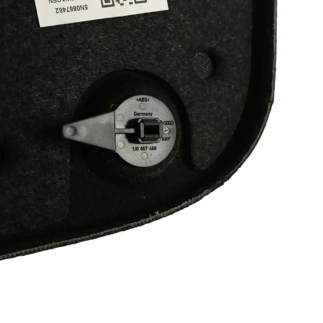 Volkswagen Tiguan 5N Osłona Bagażnika Tylna Prawa - SKU 5N0867462 - Numer Części 5N0867462