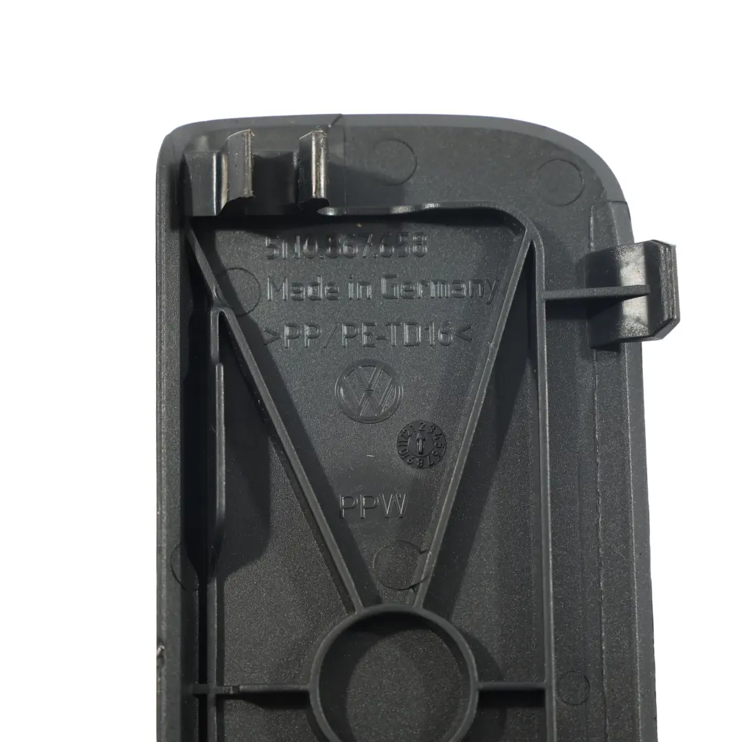 Volkswagen Tiguan 5N Tapa Luz Portón Trasero Derecho - SKU 5N0867658 - Número de pieza 5N0867658