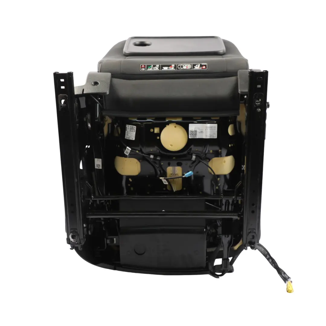 Fotel Przedni Lewy Materiał Czarny Tytan do VW Volkswagen Tiguan 5N o numerze 5N0881805GF VW Volkswagen Tiguan 5N Fotel Przedni Lewy Materiał Czarny Tytan - SKU 5N0881805GF-1 - Numer Części 5N0881805GF