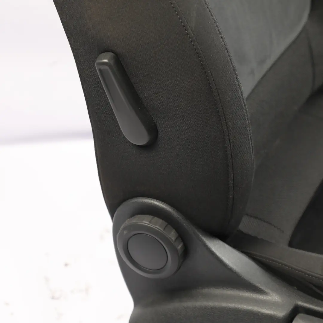 VW Volkswagen Tiguan 5N Asiento Delantero Derecho Interior Tela Titan Negro - SKU 5N0881806JF-1 - Número de pieza 5N0881806JF