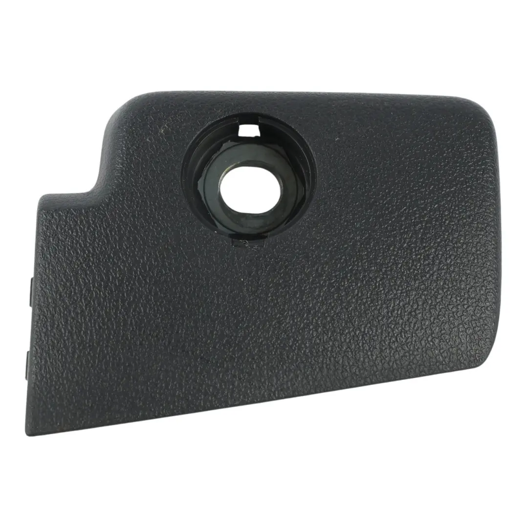 Tylna Prawa Osłona Szyny Fotela do Volkswagen Tiguan 5N o numerze 5N0885246 Volkswagen Tiguan 5N Tylna Prawa Osłona Szyny Fotela - SKU 5N0885246 - Numer Części 5N0885246