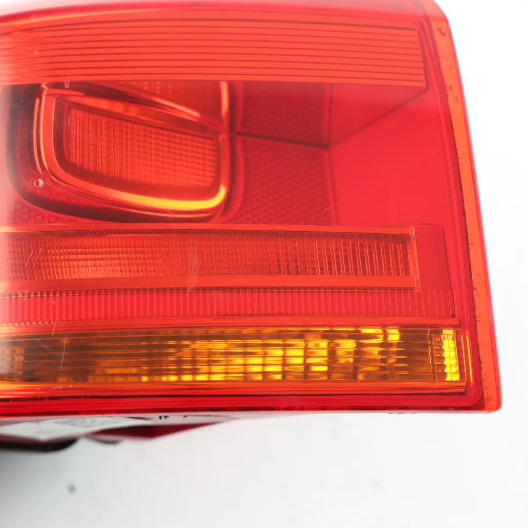 Volkswagen VW Tiguan 5N Taillight Light Lamp Side Panel Rear Left N/S - SKU 5N0945095Q-1 - Part number 5N0945095Q