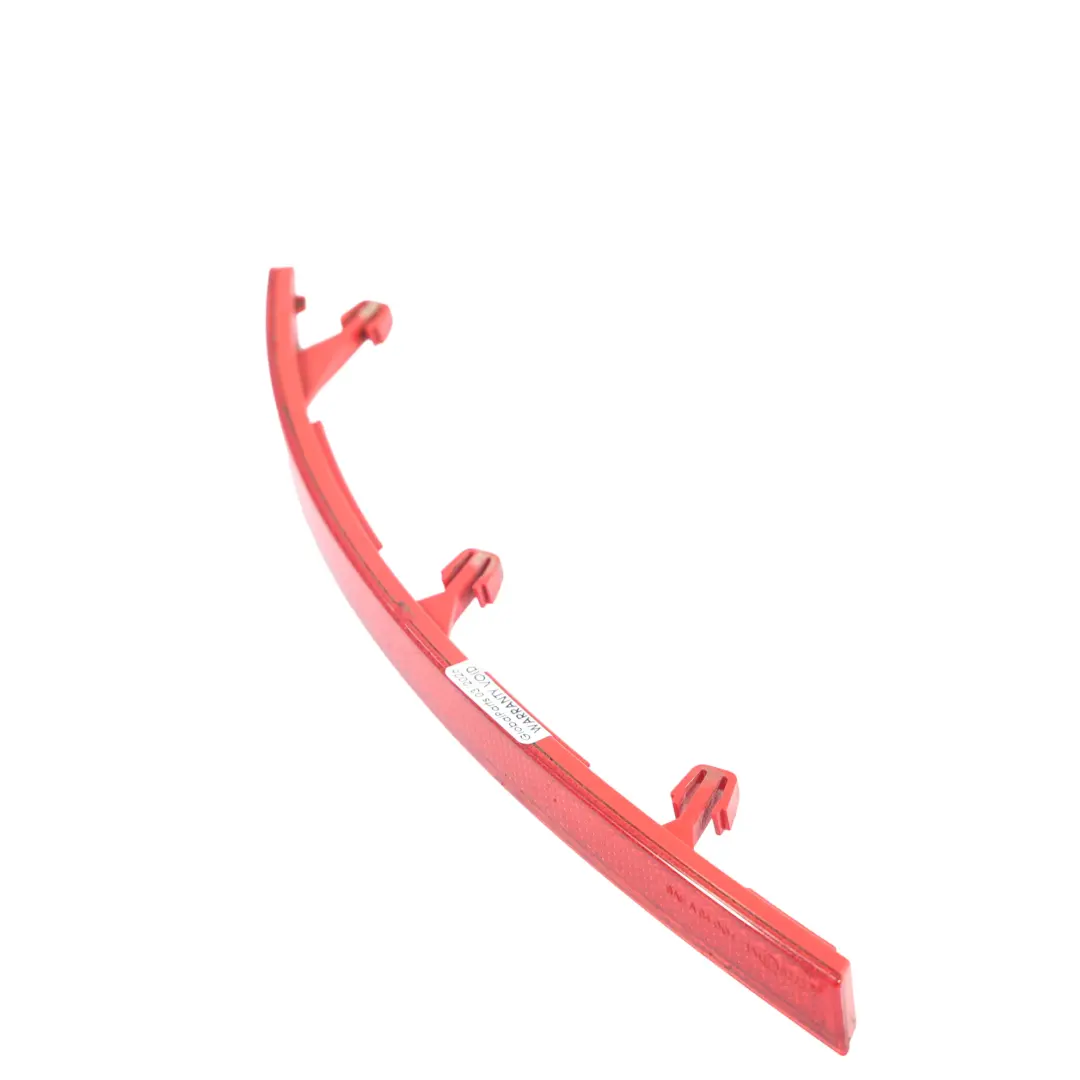 Reflector Luz Parachoques Trasero Izquierdo para Volkswagen Tiguan 5N con número de pieza 5N0945105 Volkswagen Tiguan 5N Reflector Luz Parachoques Trasero Izquierdo - SKU 5N0945105 - Número de pieza 5N0945105