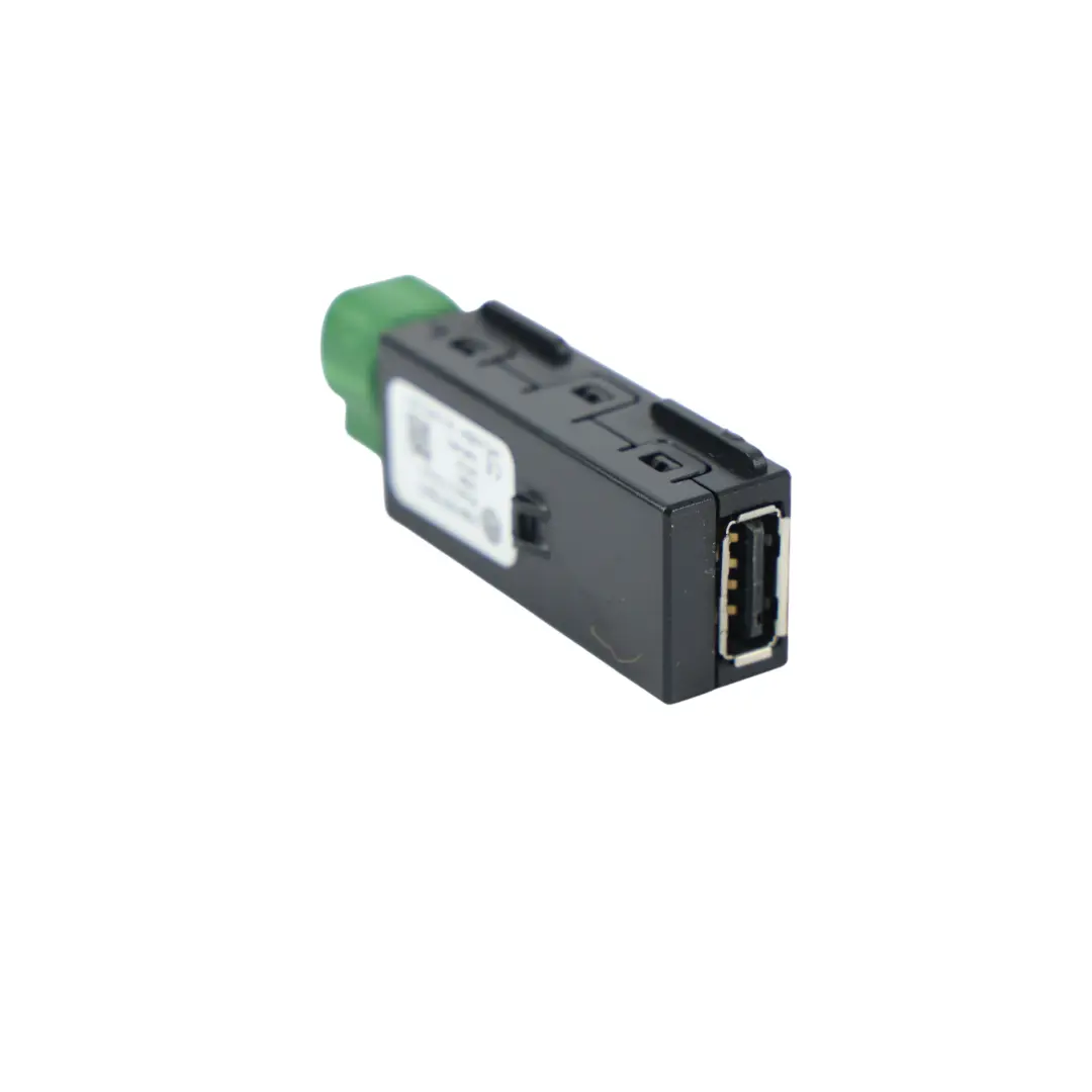 MK3 Fabia MK3 Port USB Connecteur pour Volkswagen Passat B8 Skoda Superb à propos du numéro de pièce 5Q0035726E Volkswagen Passat B8 Skoda Superb MK3 Fabia MK3 Port USB Connecteur - SKU 5Q0035726E-1 - Numéro de pièce 5Q0035726E