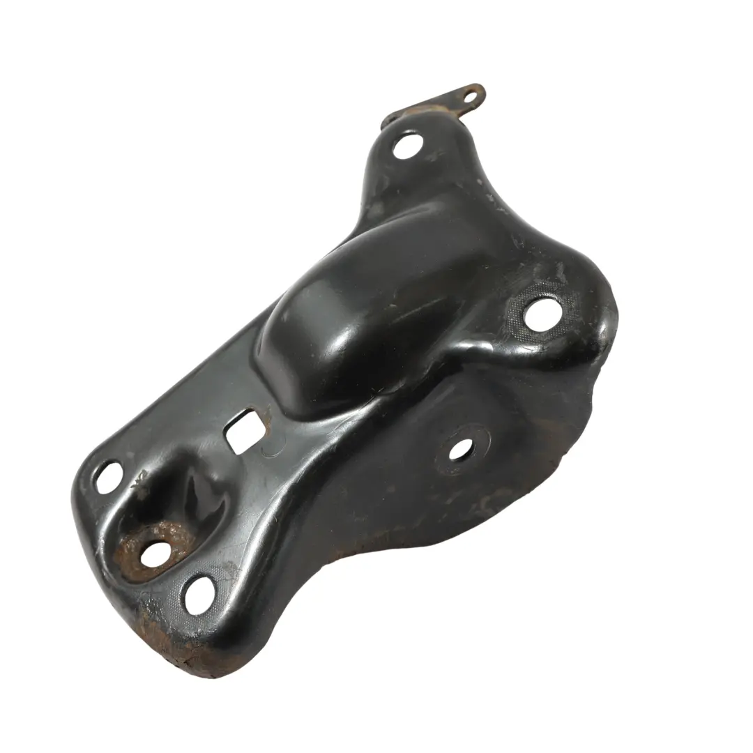 Wspornik Mocowanie Tylnej Osi Lewy do Audi Q2 GA o numerze 5Q0501545D Audi Q2 GA Wspornik Mocowanie Tylnej Osi Lewy - SKU 5Q0501545D - Numer Części 5Q0501545D