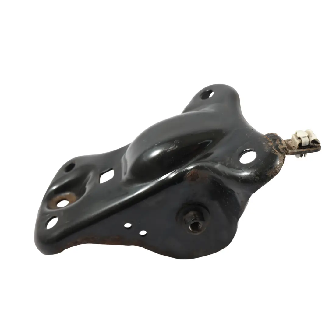 Axle Mount Bracket Holder Support Right O/S Side to Audi Q2 GA Rear with Part number 5Q0501546D Audi Q2 GA Rear Axle Mount Bracket Holder Support Right O/S Side - SKU 5Q0501546C - Part number 5Q0501546D